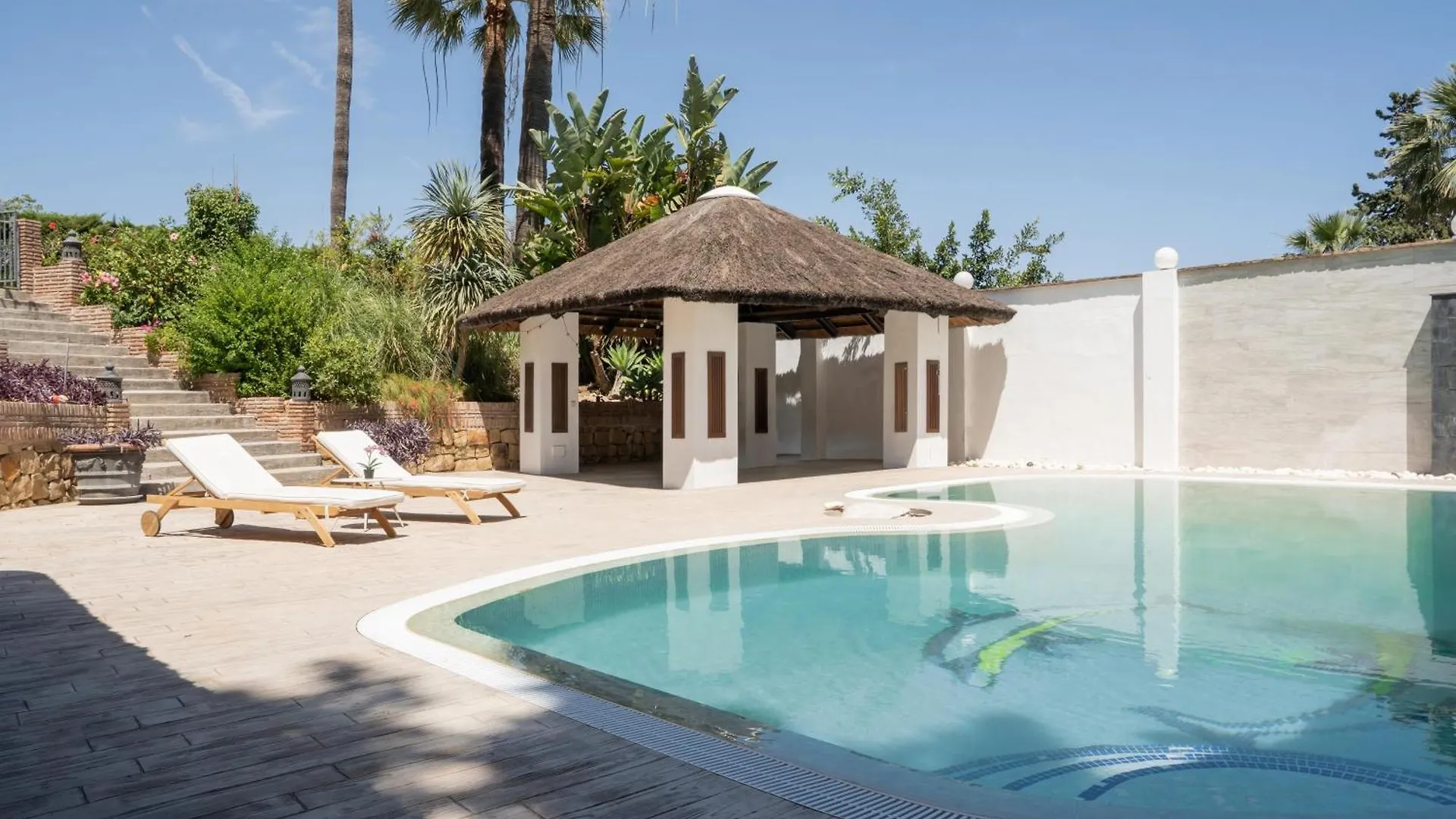Exquisite 5 Bdrm Luxury Villa W Gym, Bbq, And Pool Marbella Apartamento