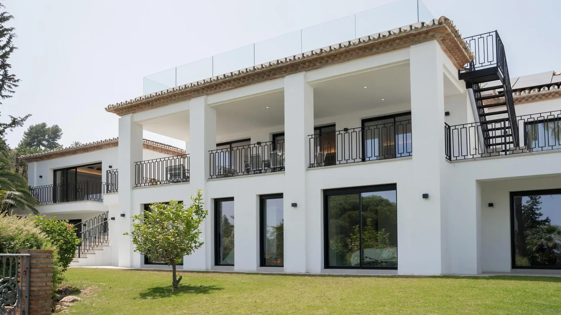 Apartamento Exquisite 5 Bdrm Luxury Villa W Gym, Bbq, And Pool Marbella